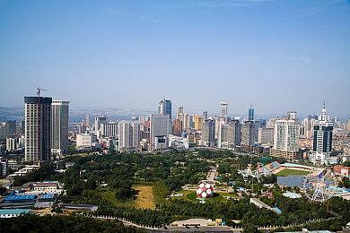 女子贴身藏156张《怪物猎人：荒野》光盘入境被查获